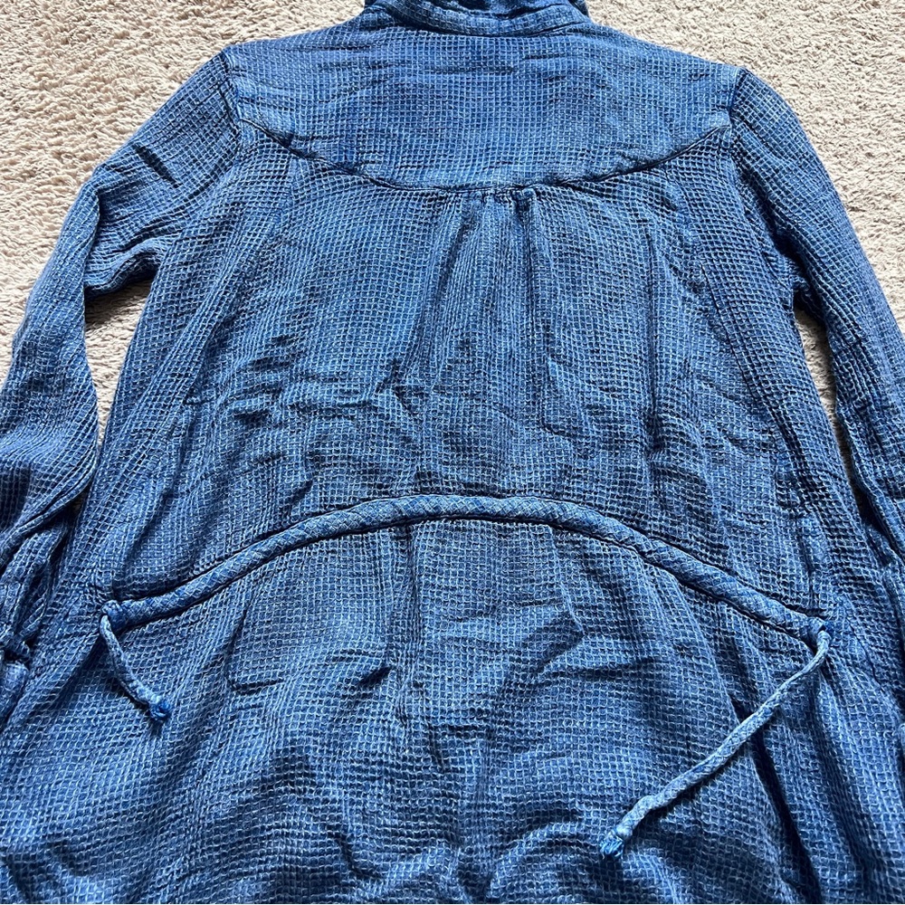 Free People One of the Guys Blue Oversized Waffle Knit Tunic Women's Size S - Picture 4 of 9